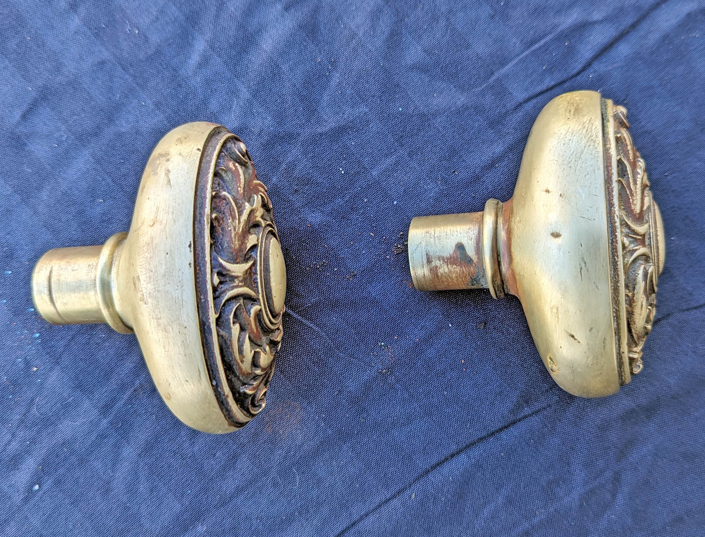 2 Pairs available Antique Vintage Old Salvaged Reclaimed Victorian Oval SOLID Cast Brass Doorknob Door Knobs