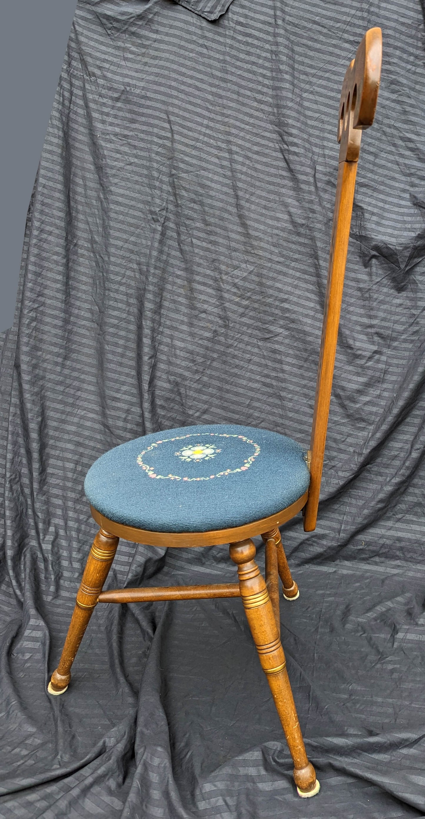 RARE! Vintage Antique Old 3 Leg Maple Wood Wooden Side Accent Dressing Chair Fabric Round Upholstered Seat