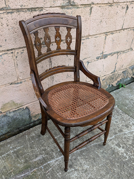 Antique Vintage Old Gothic Victorian SOLID Walnut Wood Wooden Side Dining Accent Chair Caned Seat