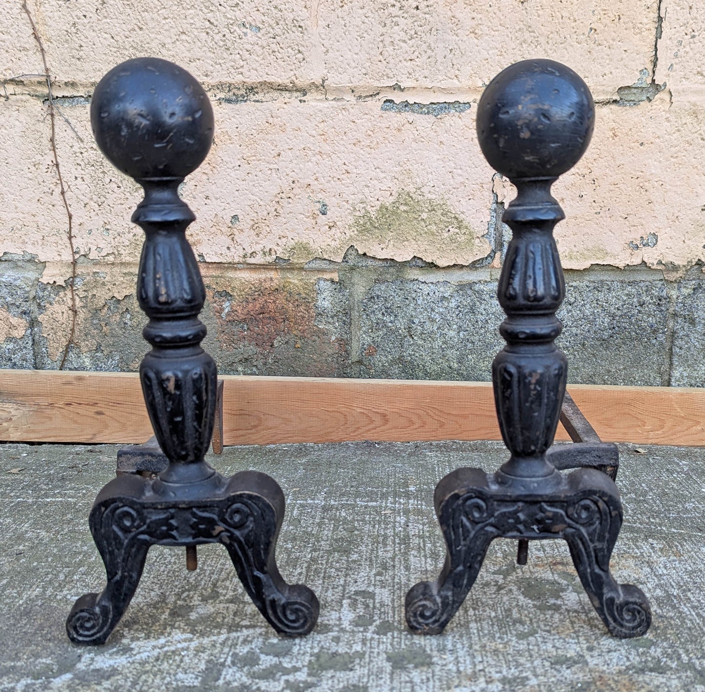 16"H Pair Vintage Antique Old Cast Iron Arts & Crafts Mission Fireplace Andirons Fire Dogs Log Holders