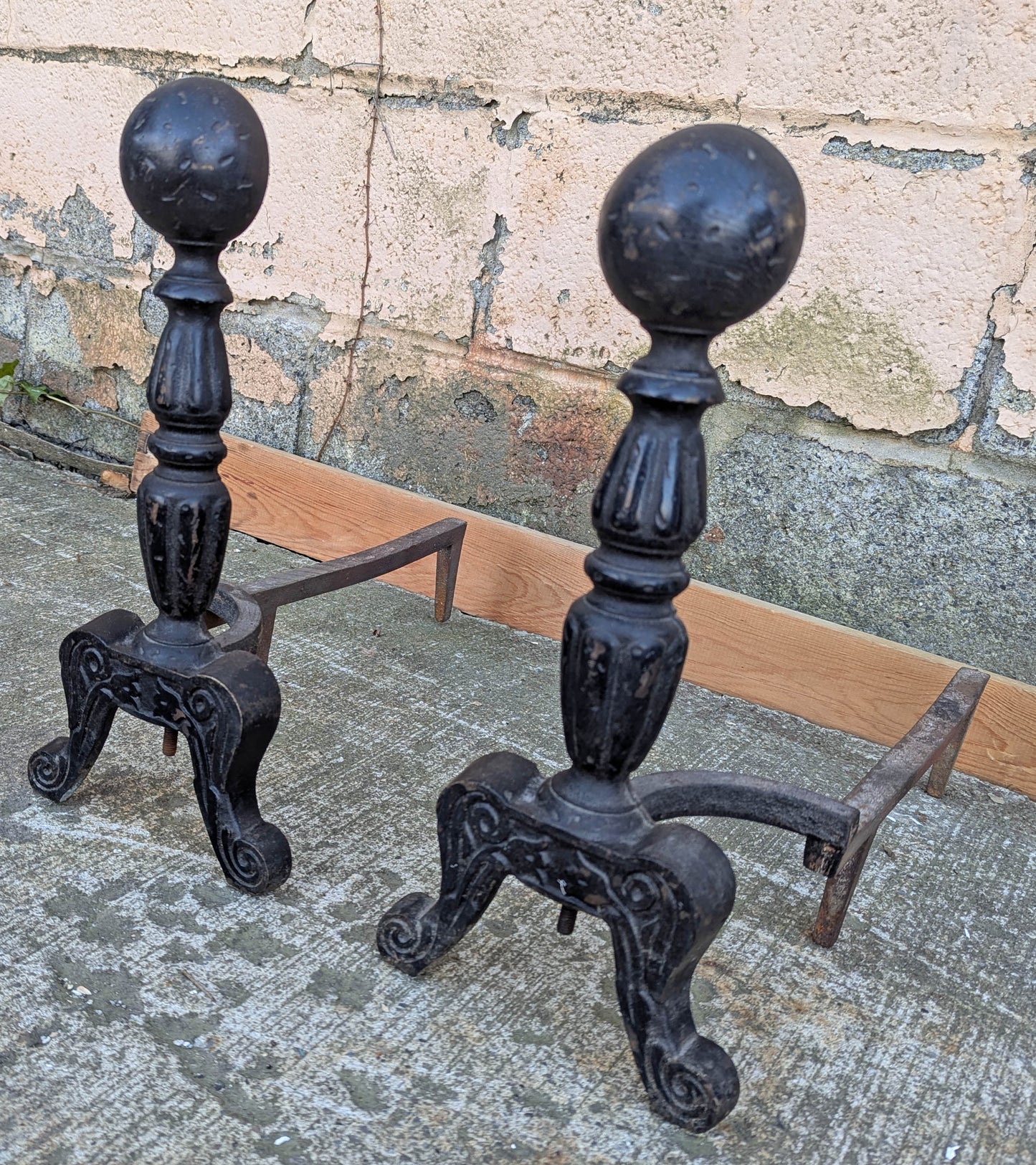 16"H Pair Vintage Antique Old Cast Iron Arts & Crafts Mission Fireplace Andirons Fire Dogs Log Holders