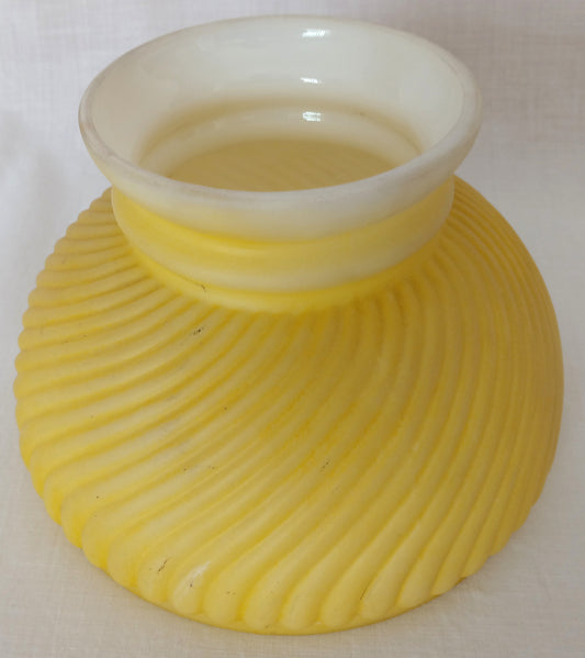 Vintage Sunny Yellow Glass Lampshade Swirled Design Student Desk Lamp Replacement Small Shade 6” Fitter