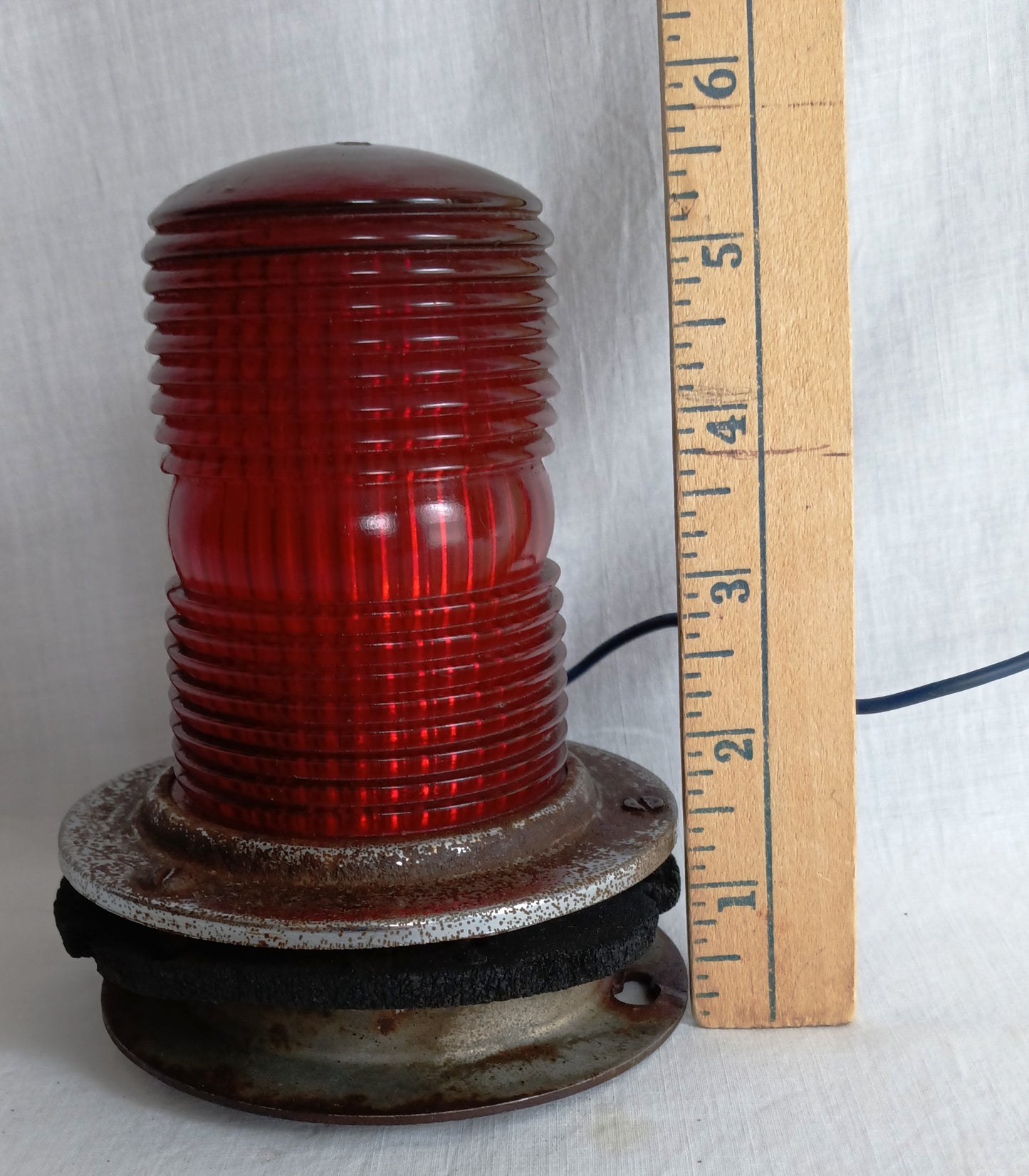 Vintage Arrow 20017 Boat Light Beacon Red Ruby Glass Mount Trim Ring Mt Holly NJ- Nautical AS IS