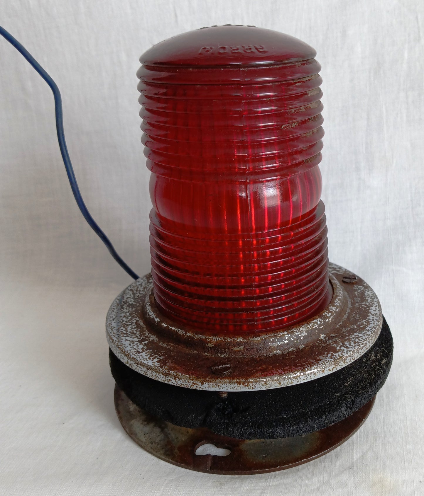 Vintage Arrow 20017 Boat Light Beacon Red Ruby Glass Mount Trim Ring Mt Holly NJ- Nautical AS IS