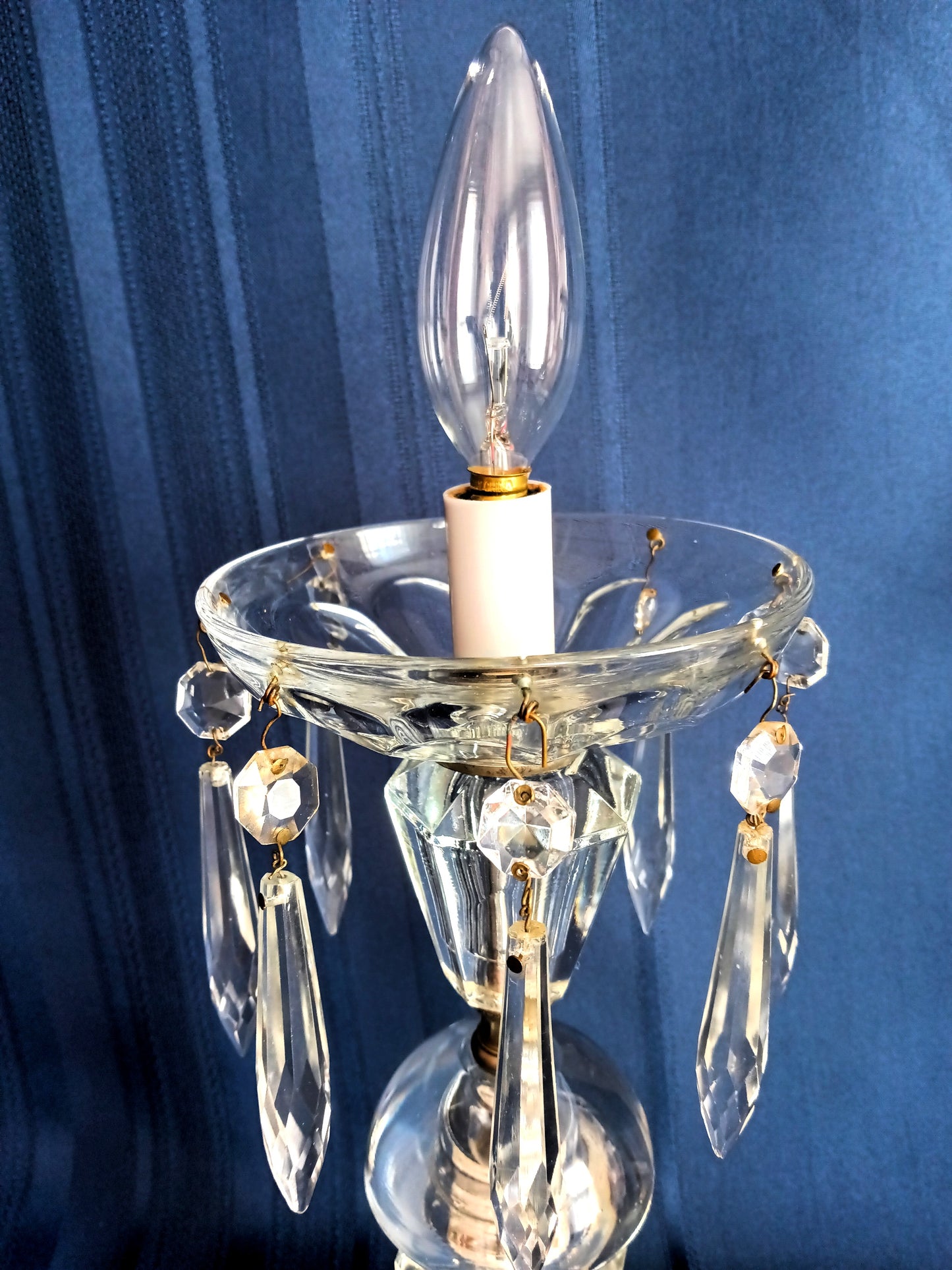 Vintage Art Deco Stacked Cut Lead Crystal Glass Lamp w/Dangling Crystals In line Switch Bulb Included Accent Lamp Hollywood Regency