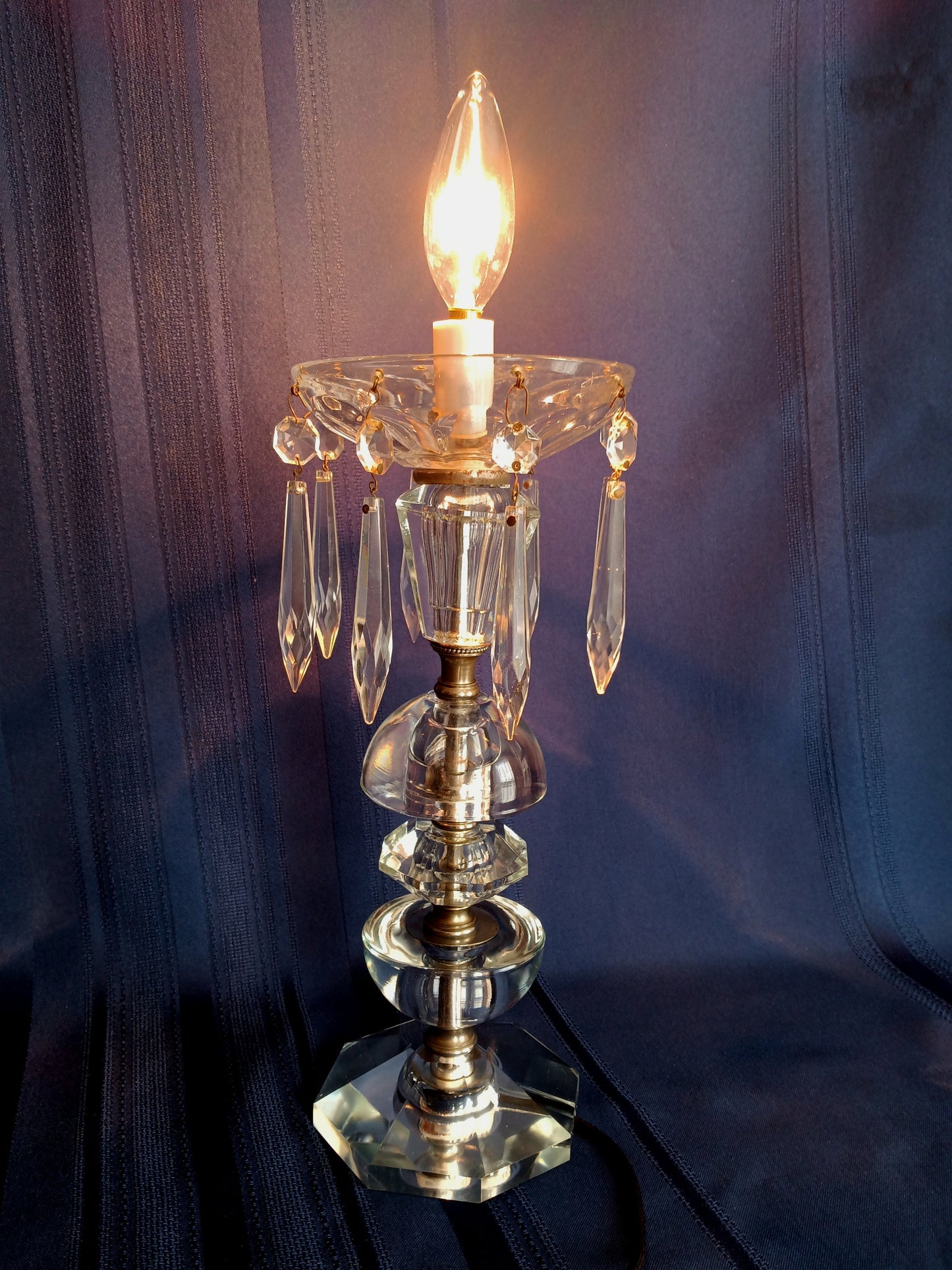 Vintage Art Deco Stacked Cut Lead Crystal Glass Lamp w/Dangling Crystals In line Switch Bulb Included Accent Lamp Hollywood Regency