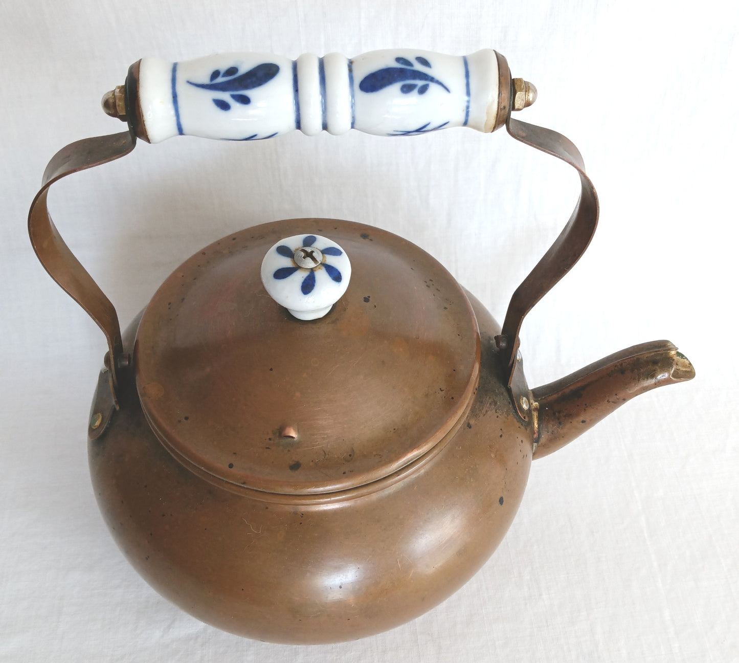 Vintage Copper Small Teapot with Blue Delft Porcelain Ceramic Handle and Knob Lidded Gooseneck Spout Tea Kettle Dutch Copperware Kitchen Country Decor