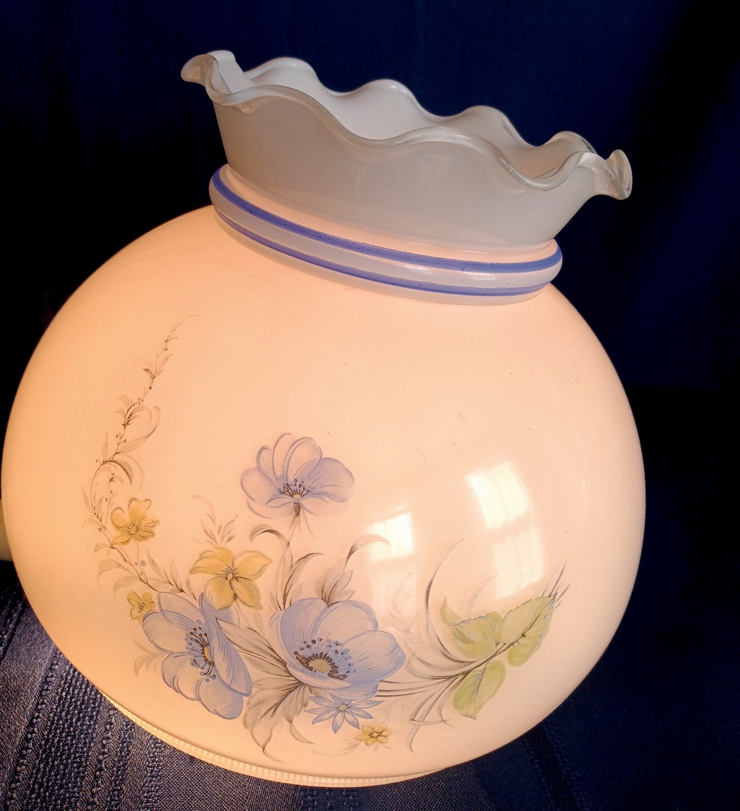 Vintage White Milk Cased Glass Replacement Lampshade Hand Painted Blue Flowers Ruffled Top GWTW Style Globe Cover Light for Table Lamp