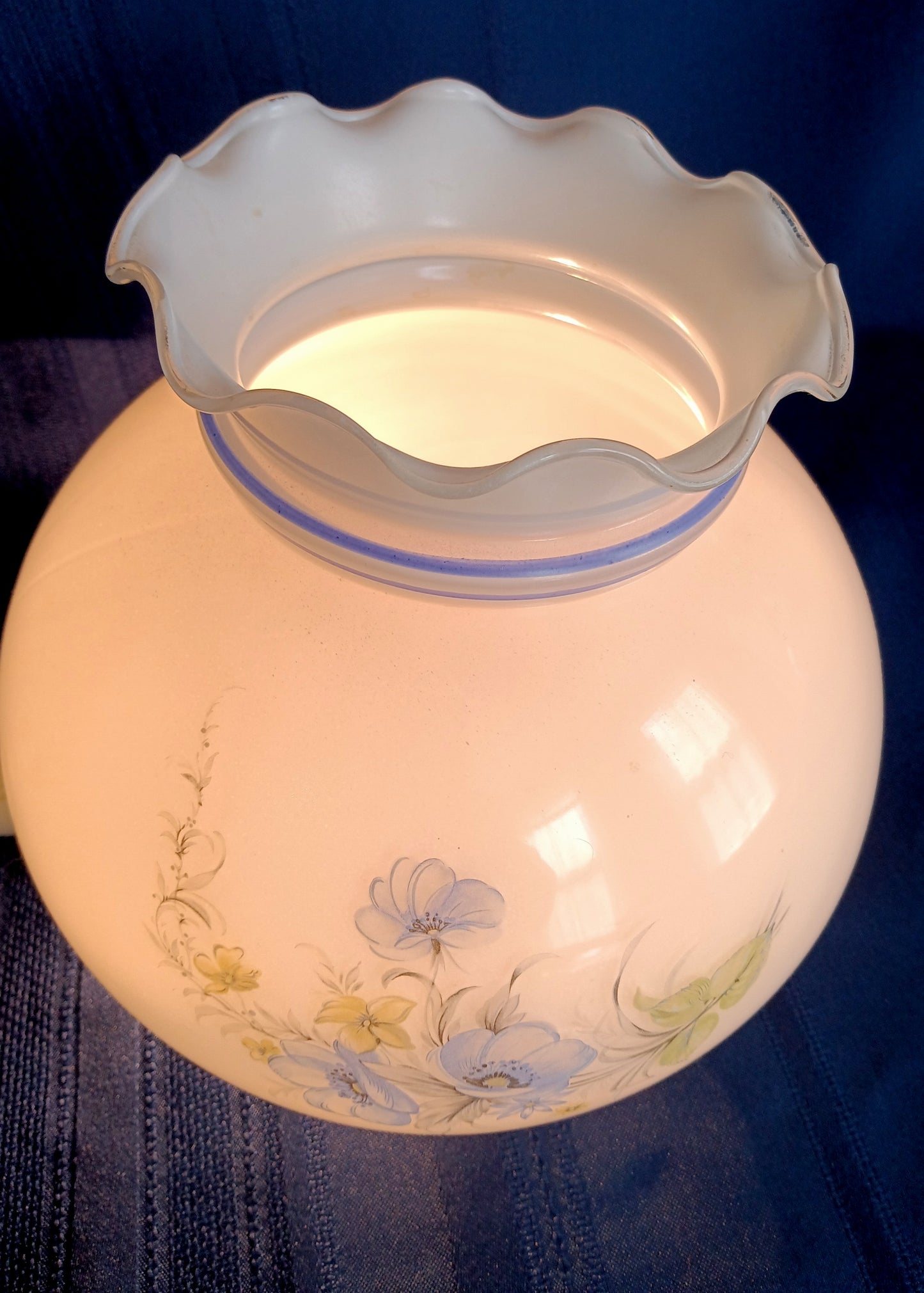 Vintage White Milk Cased Glass Replacement Lampshade Hand Painted Blue Flowers Ruffled Top GWTW Style Globe Cover Light for Table Lamp