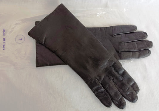 Vintage Black Classic Elegant Italian Genuine Leather Gloves Cashmere Lined Women Slip-on Style Slightly Flared Cuffs Medium Size 7-Italy