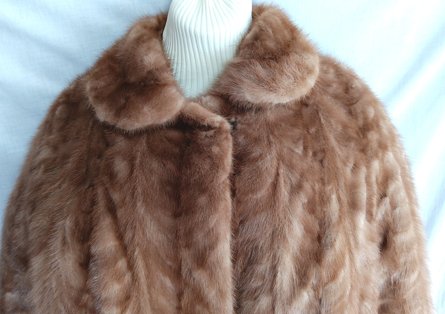 Vintage Blonde Beige Mink Coat Women Long Sleeves Winter Genuine Fur Coat - 3/4 Length Size M- L Made in USA