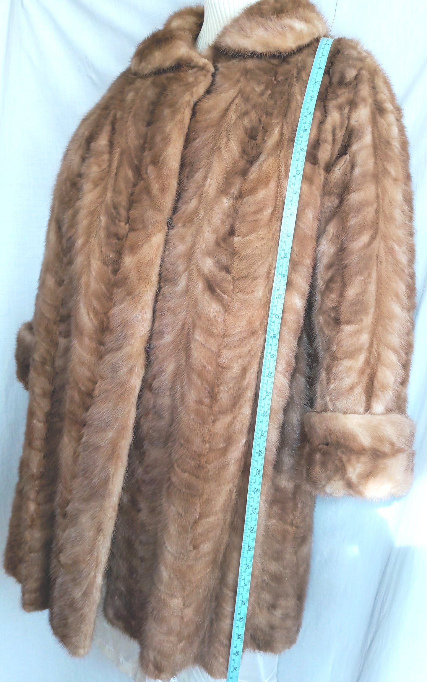 Vintage Blonde Beige Mink Coat Women Long Sleeves Winter Genuine Fur Coat - 3/4 Length Size M- L Made in USA