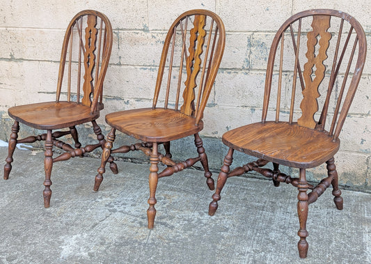 Set of 3 Vintage Antique Old "Pennsylvania House" Solid Oak Wood Wooden Carved Spindle Brace Back Side Windsor Braced Dining Accent Chairs