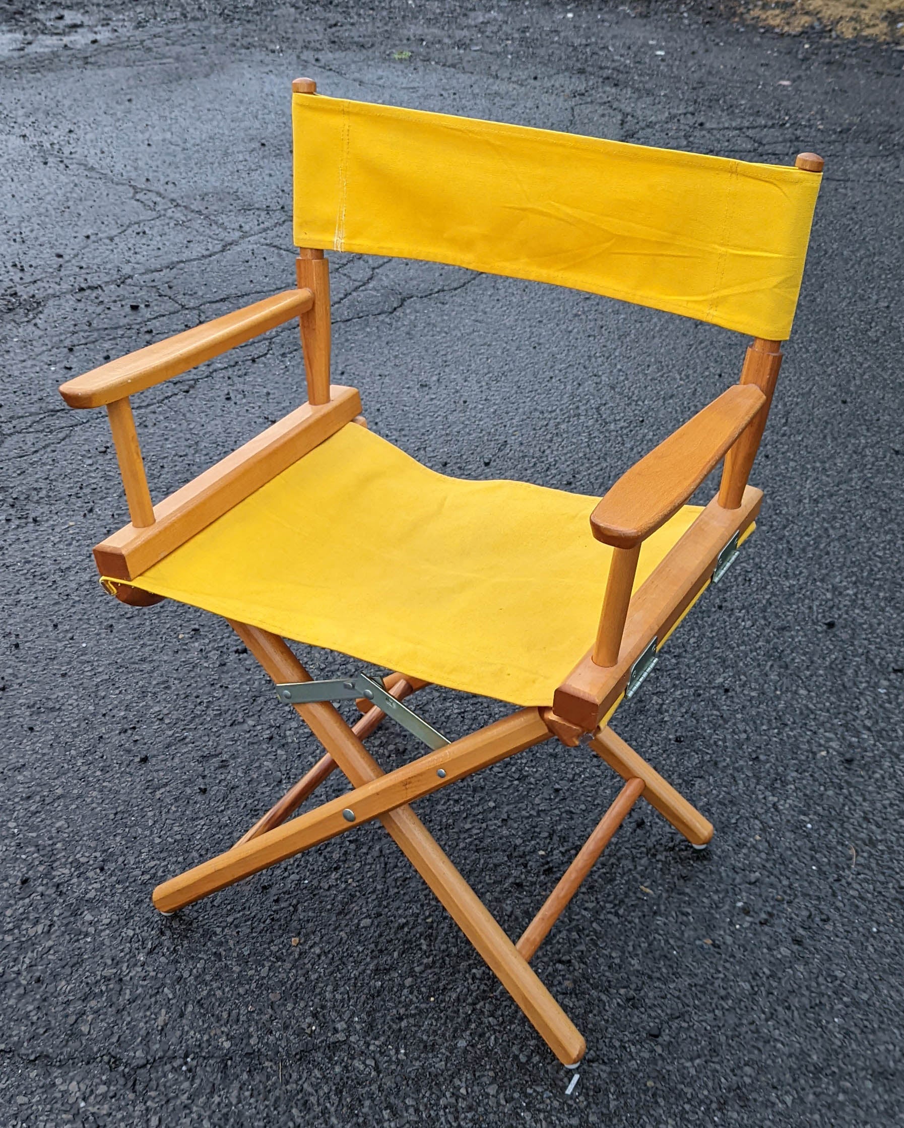 Vintage folding online chair