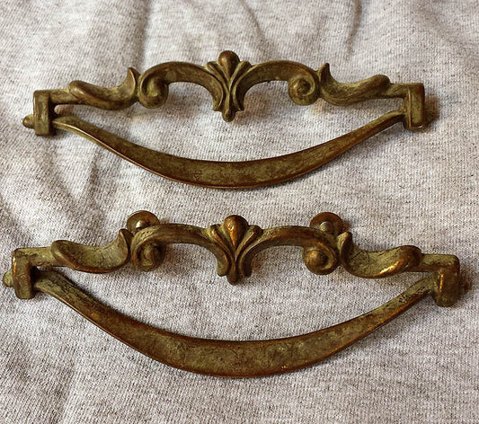 2 Pairs available Vintage Old Reclaimed Salvaged Cast Metal Drawer Cabinet Furniture Pull Handle